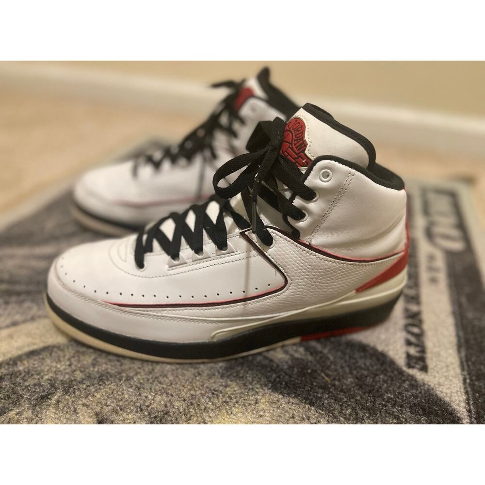 Jordan 2 Retro QF Chicago 2010 White Varsity Red Black Mens 10